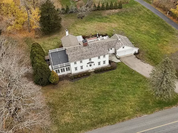 Duxbury, MA 02332,32 Harrison St