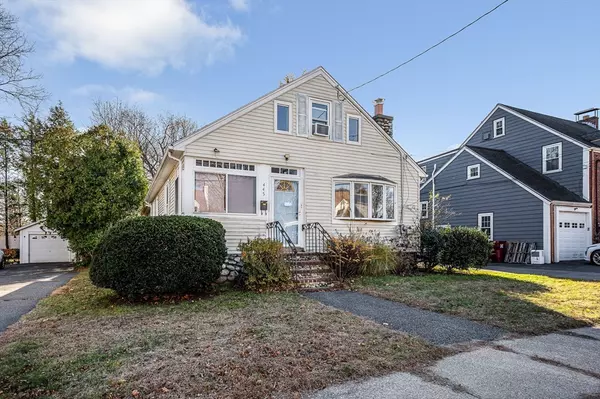 445 E Foster St, Melrose, MA 02176
