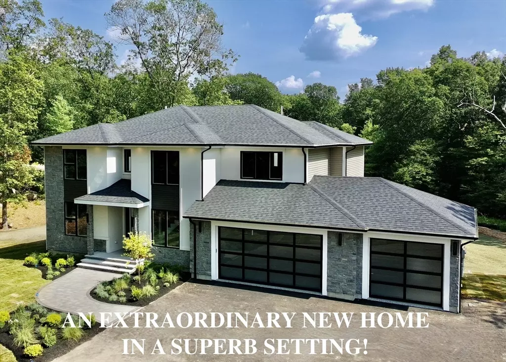 Stoughton, MA 02072,93 Palisades Cir