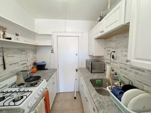 Boston, MA 02134,28 Quint Ave #26