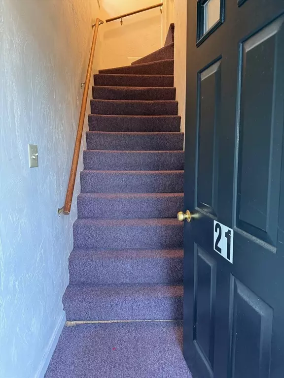 Milton, MA 02186,21 Denmark Ave #2