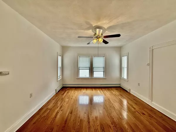 Quincy, MA 02170,186 Arlington St ##2