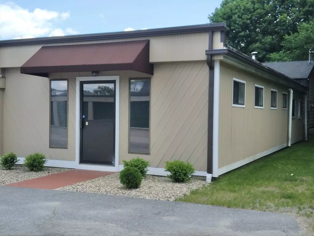 Pepperell, MA 01463,4 Hotel Pl #2