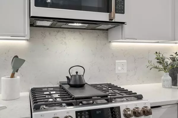 Boston, MA 02135,100 Lincoln Street #303