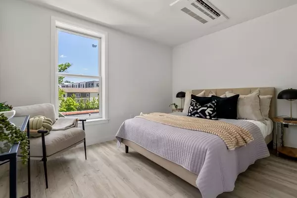 Boston, MA 02131,602 Canterbury #U9