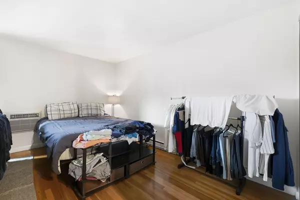 Boston, MA 02135,39 Englewood Ave #17