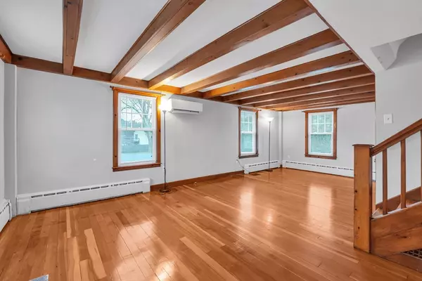 Southbridge, MA 01550,94 Newell Ave