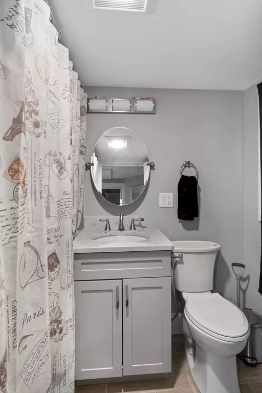 Woburn, MA 01801,7 Vining Ct #2