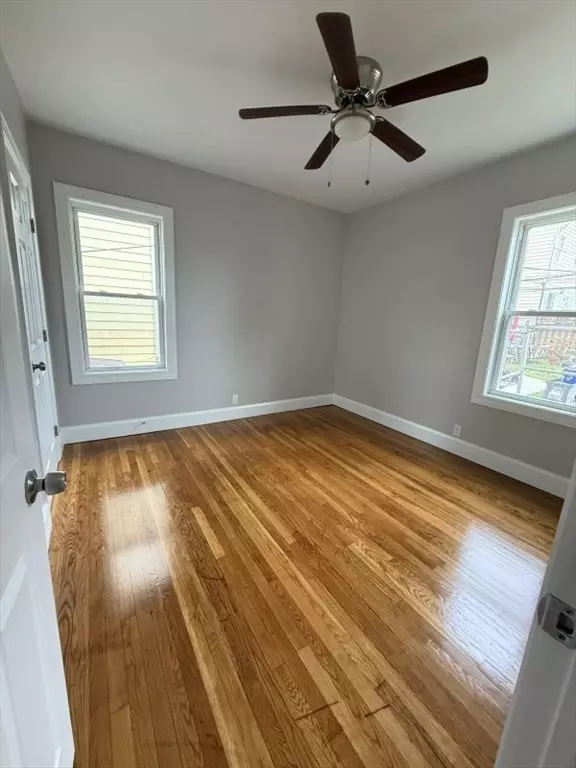 Fall River, MA 02720,1035 North Main #2