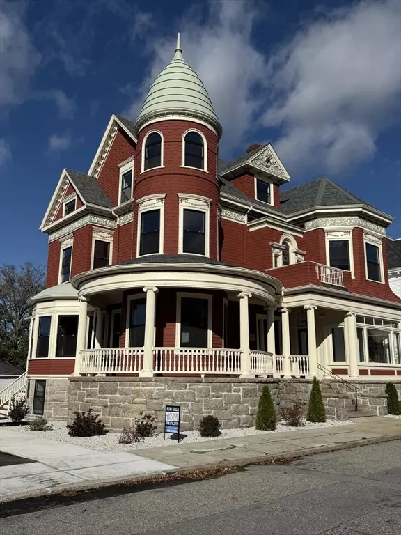 72 Belmont St #1, Fall River, MA 02720