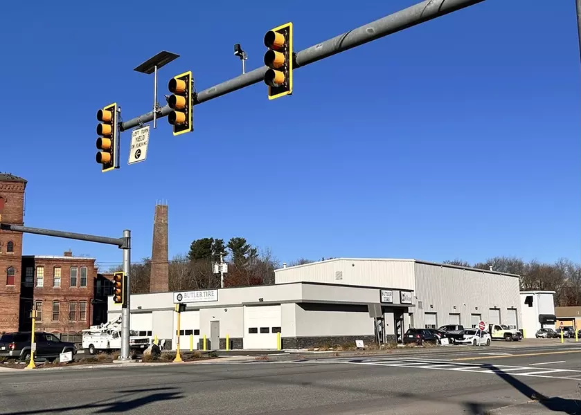 404 E Washington St #4, North Attleboro, MA 02760