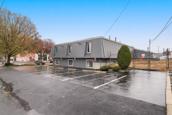 Cranston, RI 02910,150 Burnside St