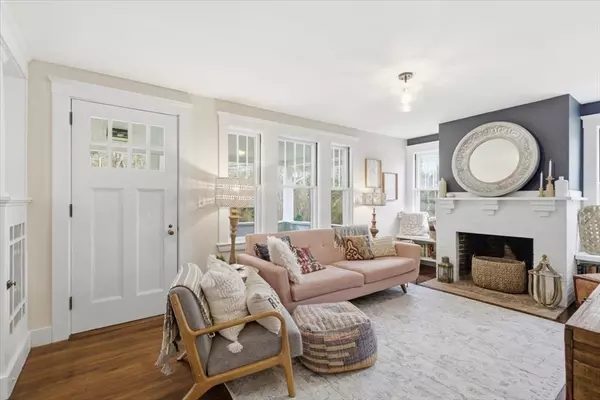 Norwell, MA 02061,734 Main St