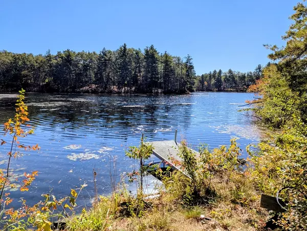 Stow, MA 01775,34 Hallock Point Road