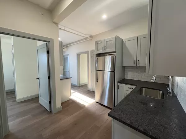 Fall River, MA 02720,160 Seabury St #9