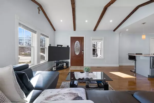 Bolton, MA 01740,725 Main St