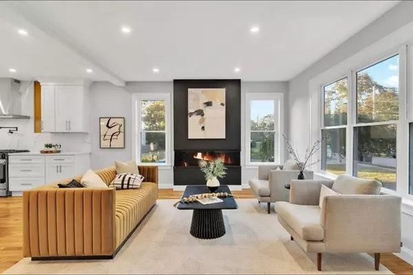 Dedham, MA 02026,29 Southgate St