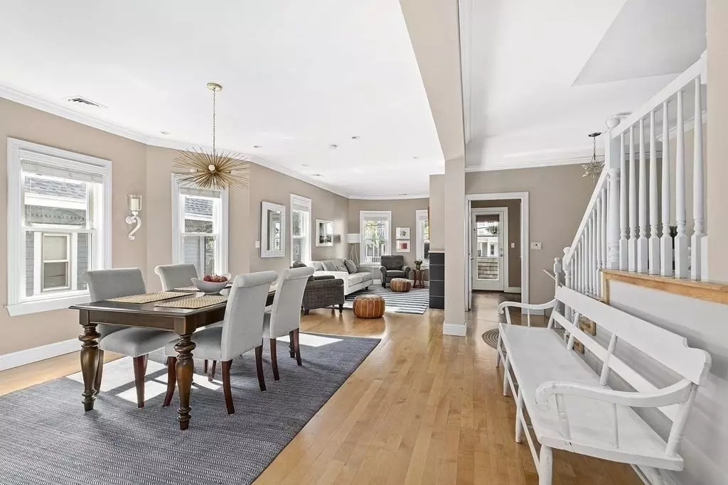 Somerville, MA 02144,58 Liberty St #2