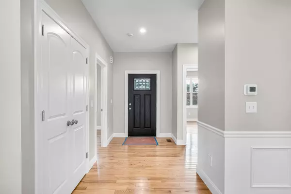 Belchertown, MA 01007,15 High Bluff Rd