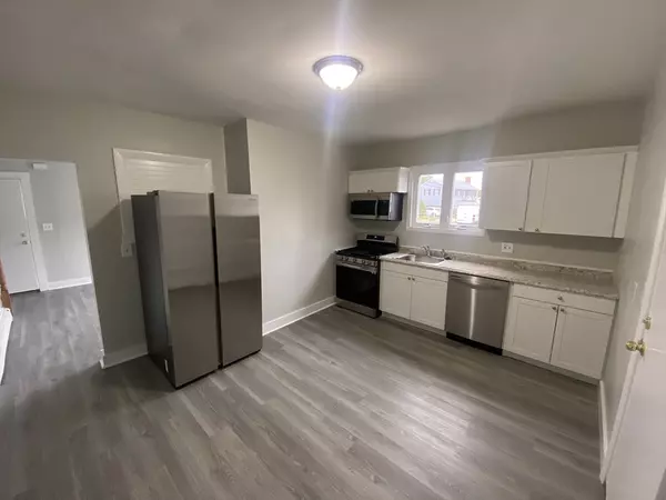 2 Swetts Ct #-, Watertown, MA 02472