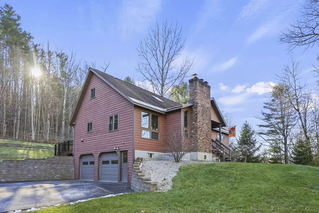 Pittsfield, MA 01201,551 Tamarack Rd