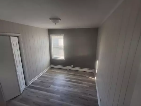 Fall River, MA 02723,19 Manning #1