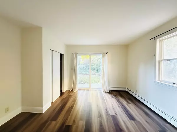 Newton, MA 02464,15 Pennsylvania Ave #1