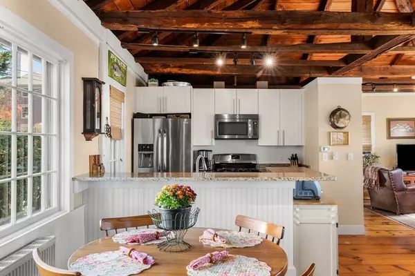 Beverly, MA 01915,43 Front St #43