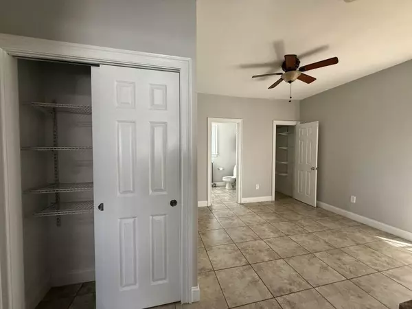 Fall River, MA 02720,517 President #1