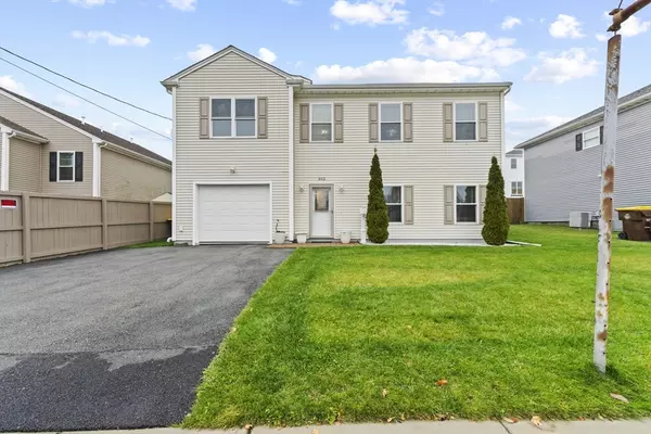 302 Oak Grove Avenue, Fall River, MA 02723
