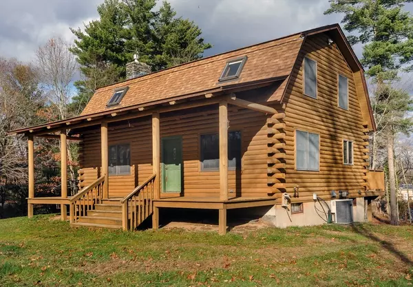 Hanson, MA 02341,134 Crescent St