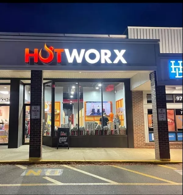 Danvers, MA 01923,301 Newbury St