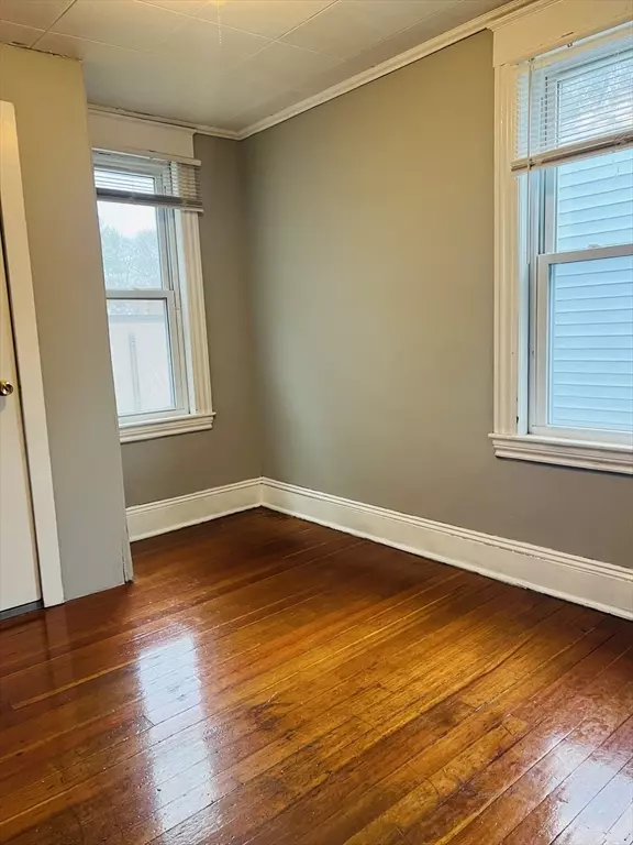 Methuen, MA 01844,6 Longwood Dr