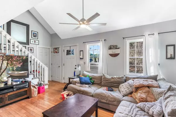 Plymouth, MA 02360,1 Maureen Way