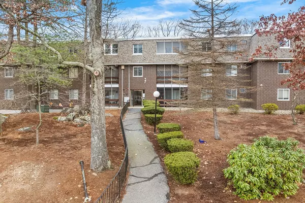 10 Mill St #B, Maynard, MA 01754