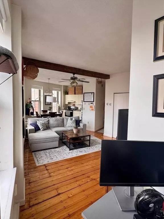 Chelsea, MA 02150,26 Beacon #4