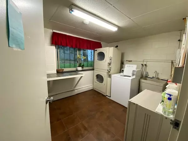 Melrose, MA 02176,37 Crystal Street #10