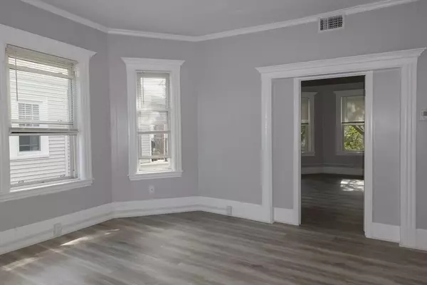 Somerville, MA 02143,285 Medford St #2