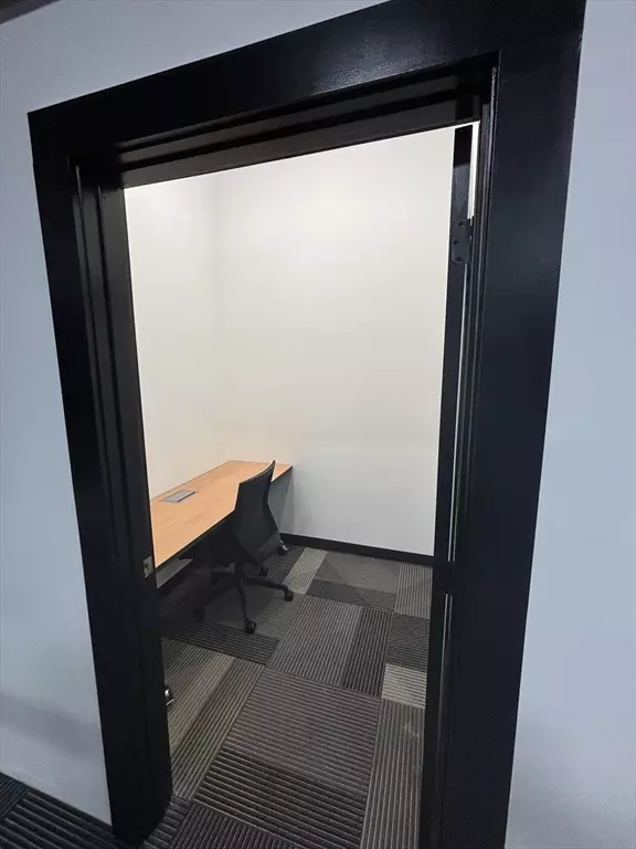 Agawam, MA 01001,11 Almgren Dr #A23