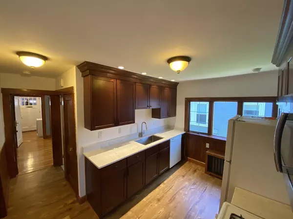 Boston, MA 02122,31 Pierce Avenue #2+Study