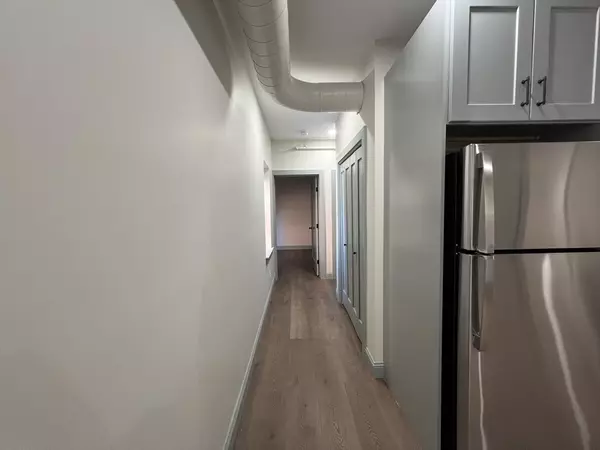 Fall River, MA 02720,160 Seabury St #12