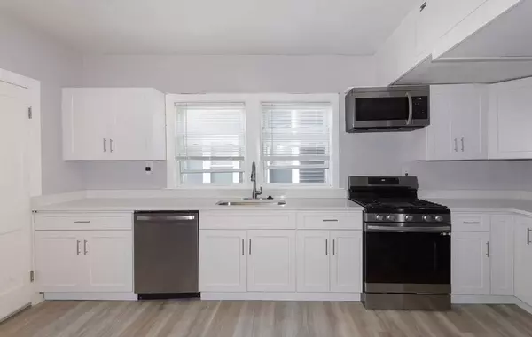 Somerville, MA 02143,287 Medford St #1