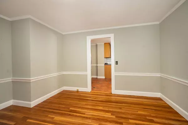 Newton, MA 02465,99 Fairway Dr #0