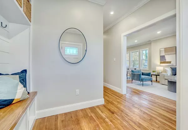 Melrose, MA 02176,114-116 West Wyoming Ave #1