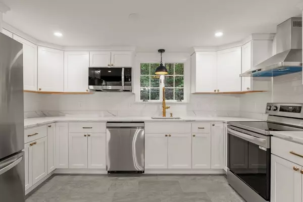 Sudbury, MA 01776,123 Dutton Rd