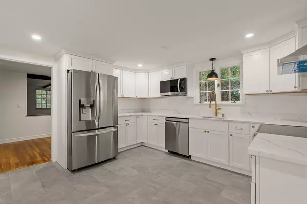 Sudbury, MA 01776,123 Dutton Rd