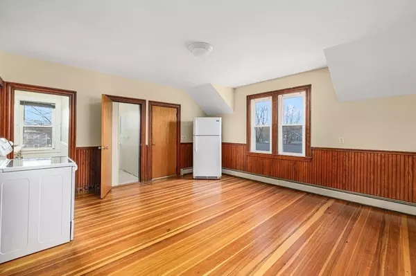 Cranston, RI 02920,54 Randall Street