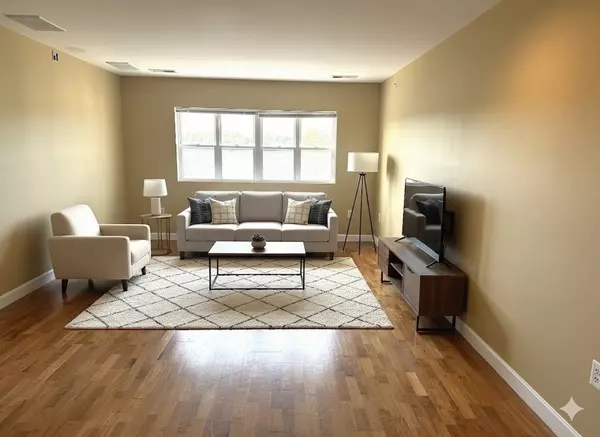 Norwood, MA 02062,211 Central St #314