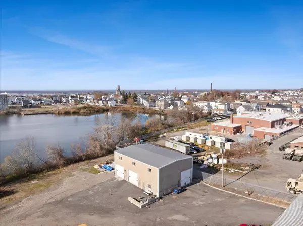 Fall River, MA 02724,593 Montaup St