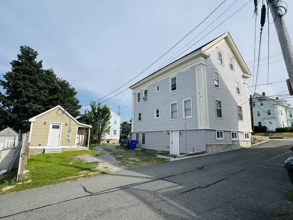 Milford, MA 01757,48 S Bow St #1